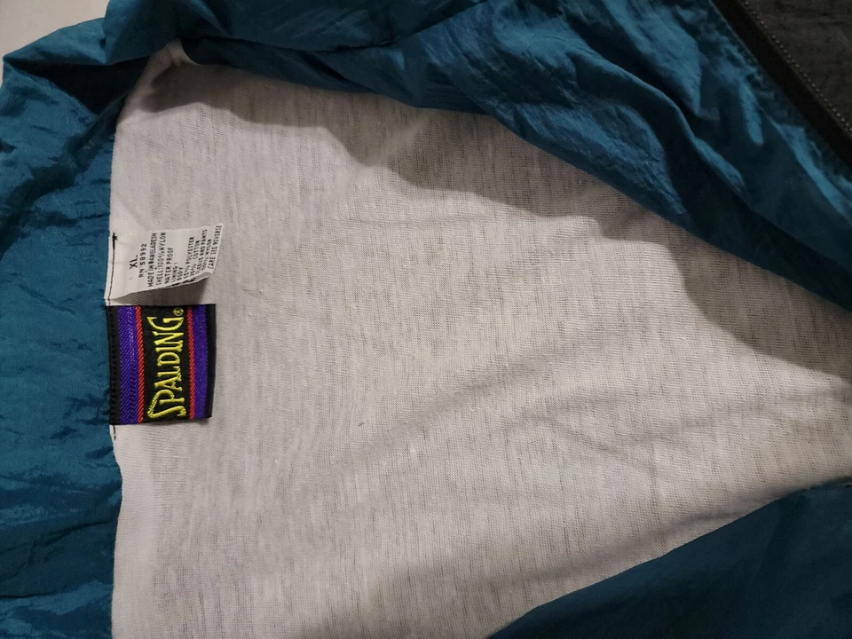 Chaqueta cortavientos vintage Spalding multicolor bolsillo medio negra púrpura verde azulado Foto 4 de 4