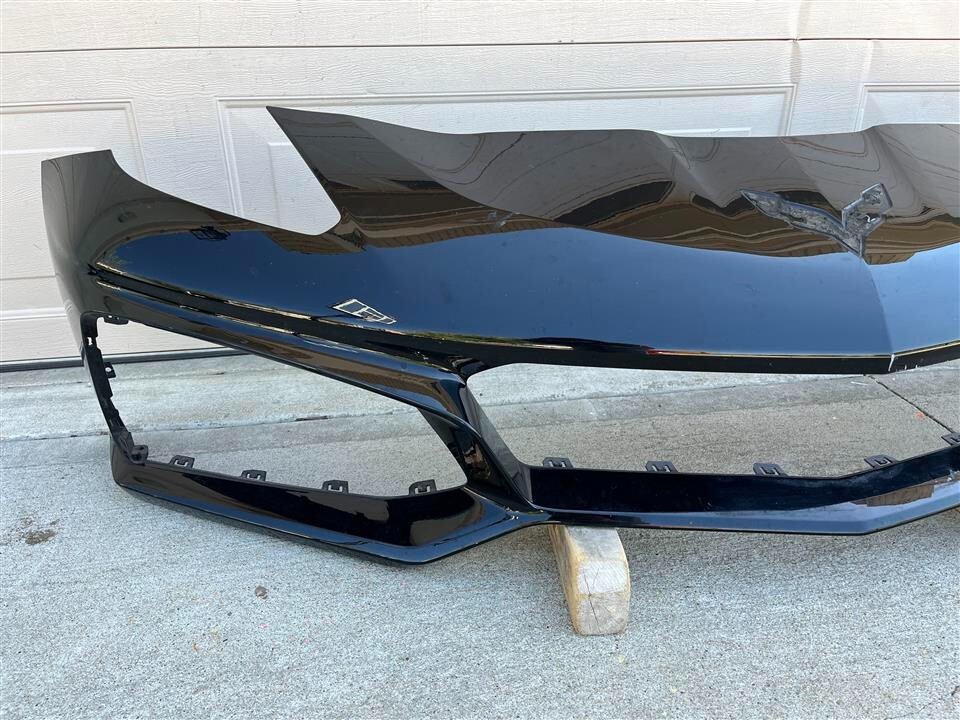 2016-2019 16 17 18 19 Chevrolet Corvette ZR1 Front Bumper OEM