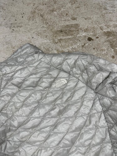The North Face Thermoball Silber Jacke S Damen - Bild 12 von 14