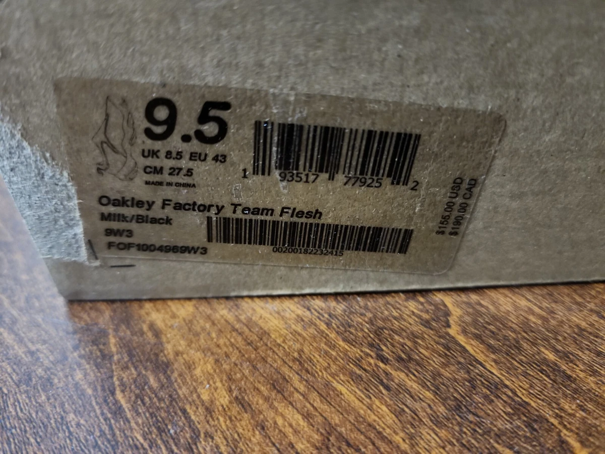 Oakley x Brain Dead Factory Team Flesh Milk / Black Men's Size 9.5 New In Hand