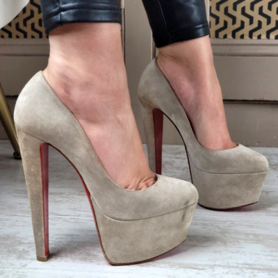 Christian Louboutin Alta Vicky Wildleder Plateau Pumps Heels EU 37 UK 4 Damen