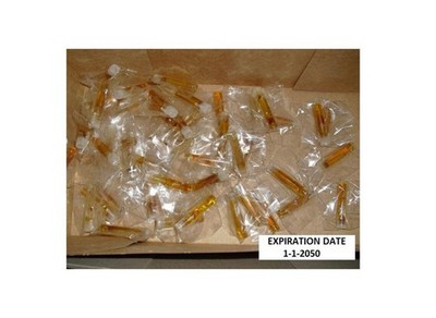 Honeybee Attractant Lure Honey Bee Pheromone Catching Bait Swarm Lure Beekeeping