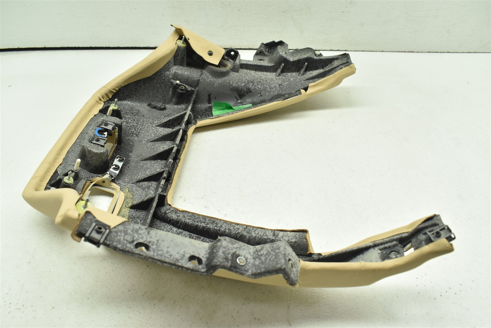 2010 Ferrari California Center Dash Lower Bolster Cover Trim Panel 321756