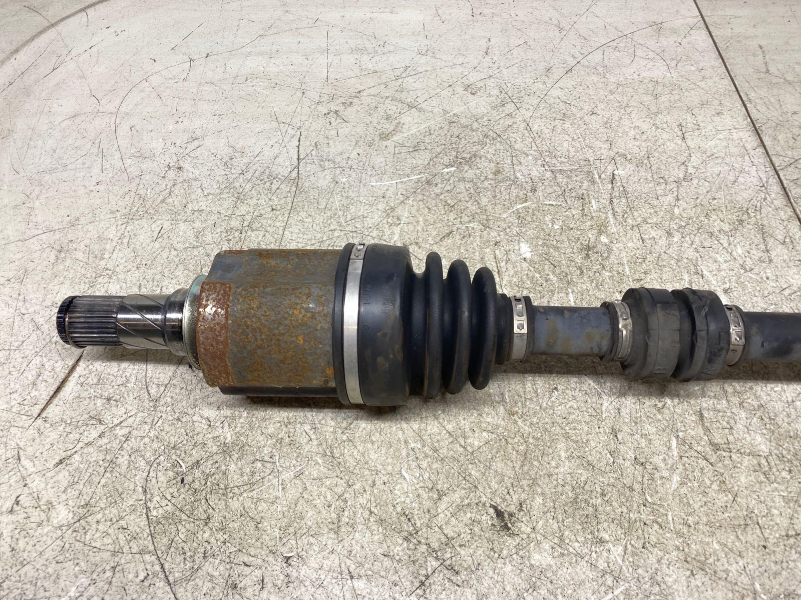Front Left Axle Shaft Nissan Pathfinder 2015 2016 2017 2018 2019 2020