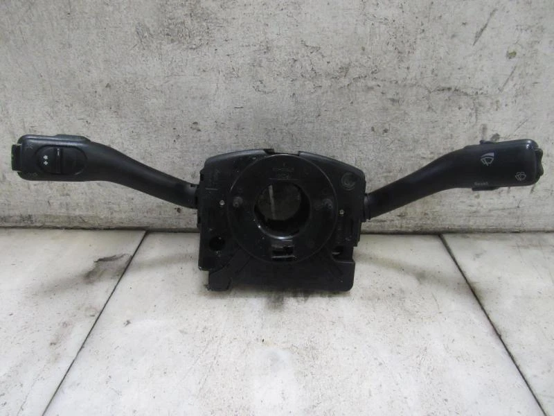 COMBINACIÓN LIMPIAPARABRISAS/INTERRUPTOR INTERMITENTE 98 99 00 01 02 03 04 AUDI A6 Foto 2 de 4