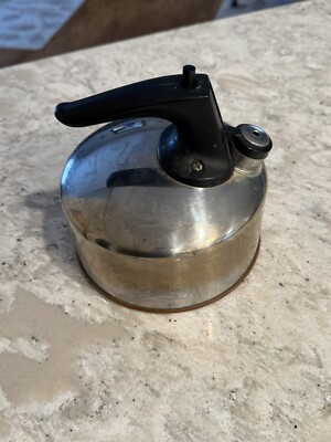 Vintage Revere Ware Tea Kettle Korea e- 96-c Copper Bottom Preowned* Bx49