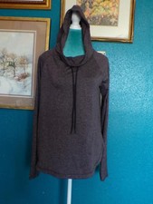 Stylish Women's Lightweight Hoodie with Kangaroo Pocket