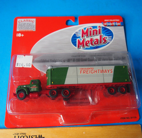 Mini tractor de mercancías consolidado HO CMW Metals 31135 con juego de remolque de 32' | Zustand: New
