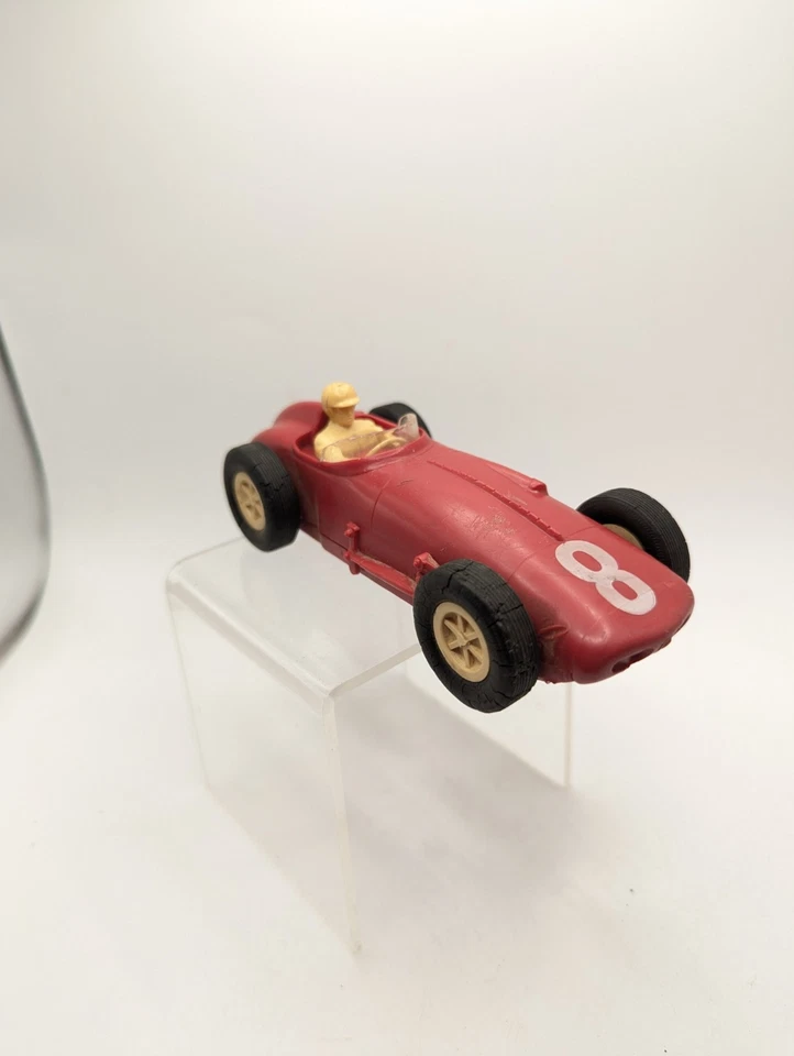 VINTAGE 1961 MARX 1511 WATSON OFFENHAUSER 1/24 SLOT CAR  - Image 2 of 4