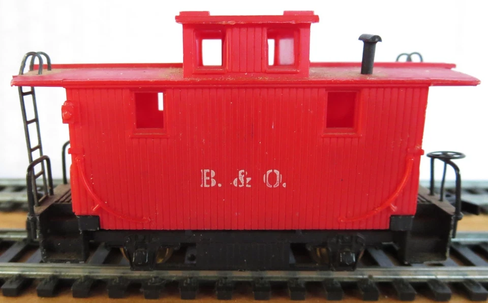 TYCO MANTUA HO Escala 4 Ruedas Bobber Centro Cúpula Caboose "B&O" (Ruedas de Latón) Foto 2 de 4