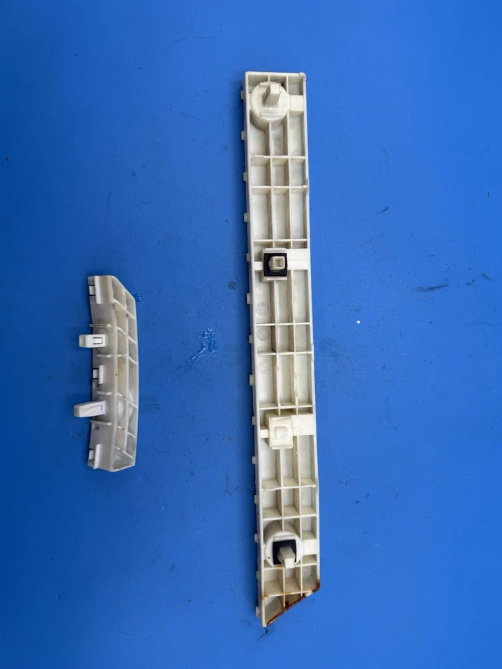 Suporte de para-choque traseiro 07-11 INFINITI G35/G25/G37 Sedan passageiro fabricante de equipamento original 85220-jk000 - Imagem 2 de 2