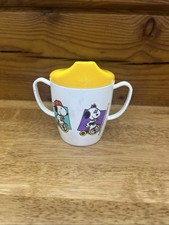 Vintage DANARA PEANUTS SIPPY CUP SNOOPY RIDING TRICYLE Yellow Lid PLASTIC