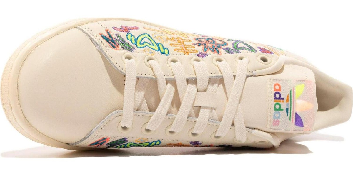 Size 13 - adidas Kris Andrew Small x Stan Smith Pride for