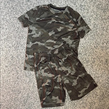 Old Navy Active Boys Camo Shorts Tee SET L 10-12 Green Camo Boy LG 2pc