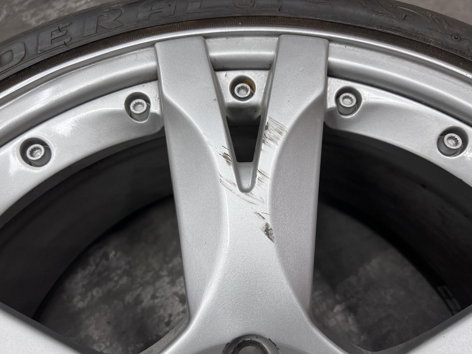 LAMBORGHINI GALLARDO LP560 CALLISTO FRONT SILVER WHEEL RIM & TIRE OEM 400601025B