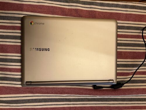Samsung Chromebook 11.6" (16GB SSD, Exynos 5250, 1.9GHz, 2GB RAM) Laptop -... - Picture 1 of 3