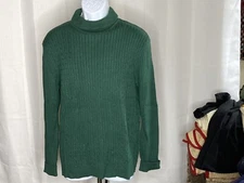 preowned, NINE BULL large ,emerald green turtleneck sweater, good condition