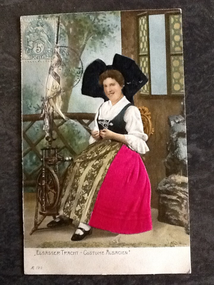 CP ILLUSTREE GAUFREE COSTUME ALSACIEN JUPE RELIEF FEUTRINE ROUET FUSEAU - 45326
