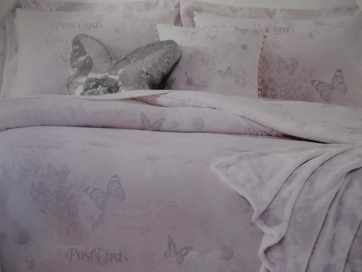Tahari pillow clearance cases