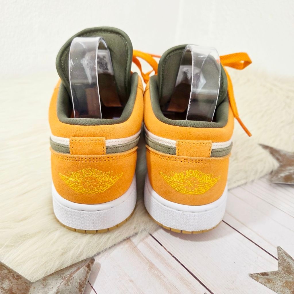 Nike Air Jordan 1 Low SE GS Ceramic sneakers light curry olive green size 6.5 Y thumbnail 4