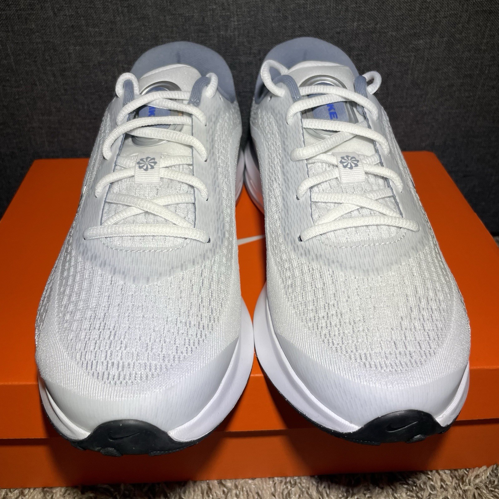 Nike Journey Men's 8.5 Running Shoes White Metallic/Silver Black FN0228-104 NEW