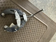 Sumner 781150 2”-6”  Clamp. Used