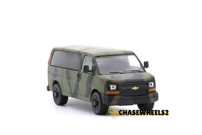 596 Model 1:64 Geen Camouflage Chevrolet Express Van Metal