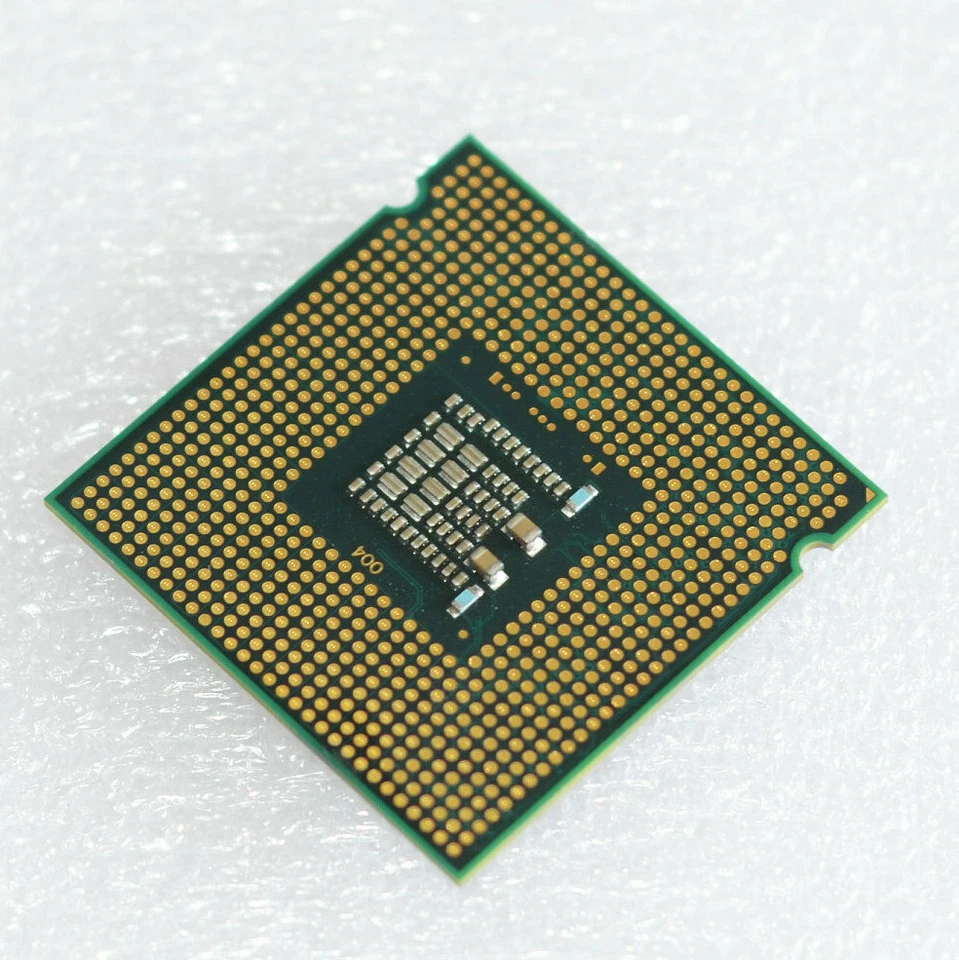 Intel Pentium E6800 Processor 3.33GHz SLGUE LGA 775/Socket T CPU 65W 1066MHz - Image 3 of 4
