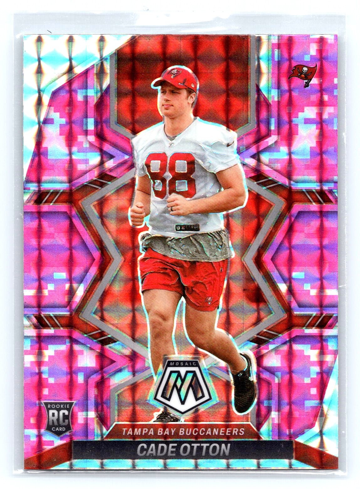Cade Otton 2022 Panini Mosaic Mosaic Camo Pink #361