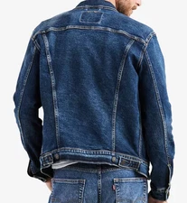 Levi’s Denim Trucker Jacket Standard Fit Men's  Size M NWT $89.50 723340322 NWT