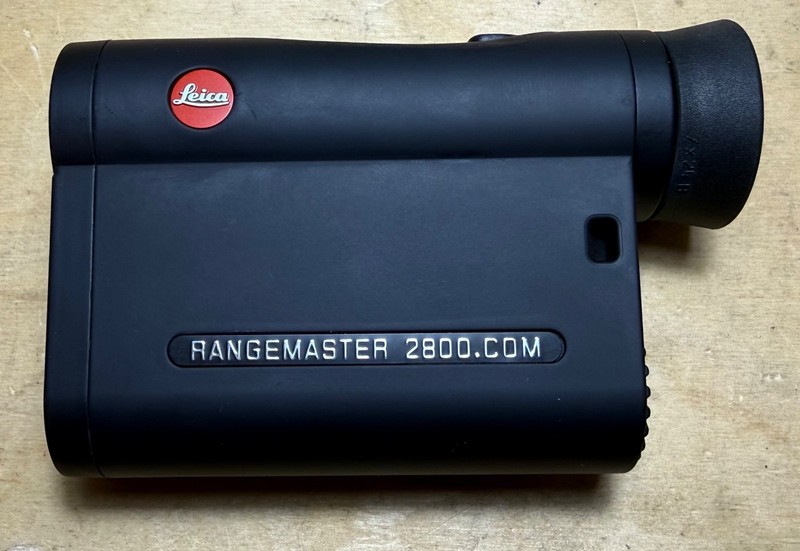Leica 2800 Rangefinder w/ Leica soft case, excellent condition.