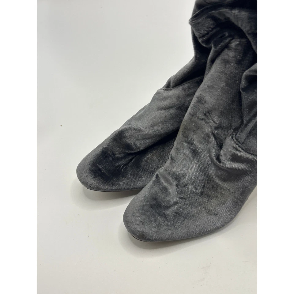 Botas Charlotte Russe para mujer negras de terciopelo con tacón ancho transparentes talla 7 Foto 2 de 4