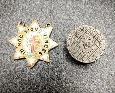 Masonic Knights Templar In Hoc Signo Vinces Gold Fill Antique Fob