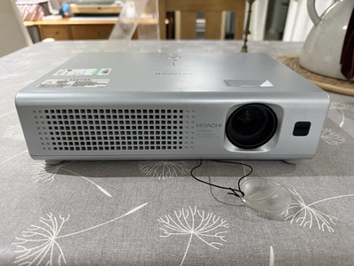 Hitachi CP-RX60 Multimedia LCD-Projektor - Ersatzteile/Reparaturen - Preisvorschlag machen!!