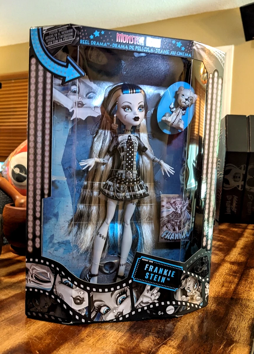 25+ Mattel Original (Unopened) Clawdeen Wolf Doll Monster High