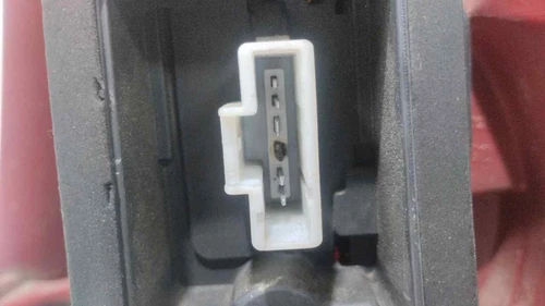 96411603 Left Rear Combination Rear Lamp for PEUGEOT 307 BREAK/ SW (S2) 3817124 - Picture 4 of 10