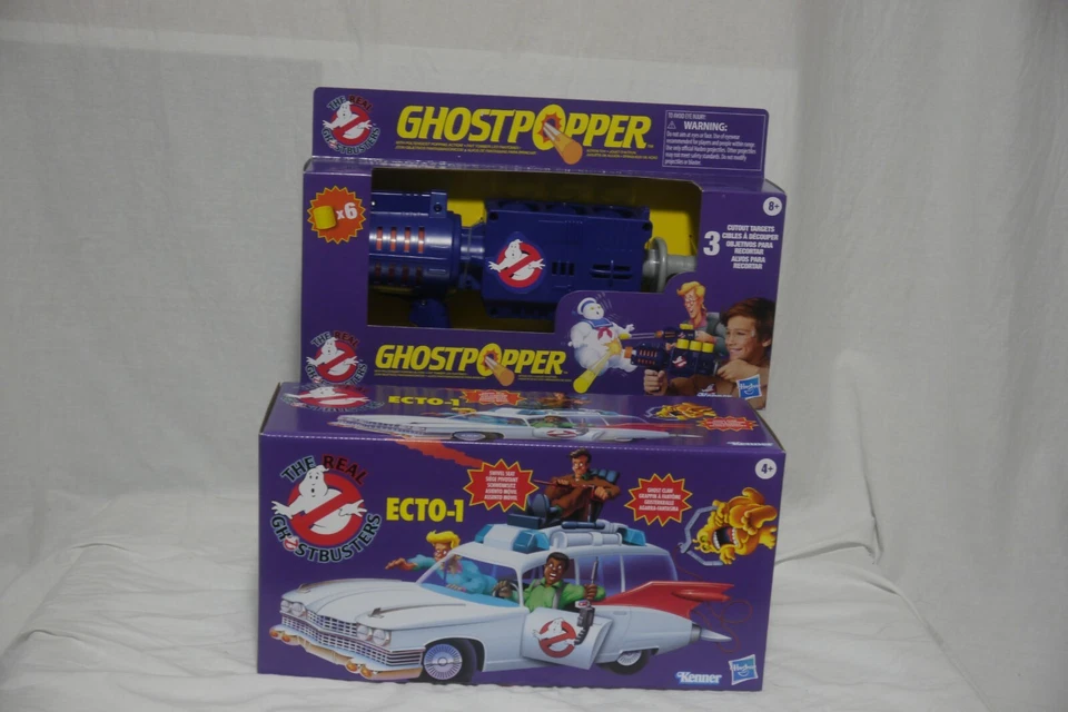 2020 Kenner The Real Ghostbusters Set Of 8 Walmart Exclusive Ecto-1 & Popper New - Image 2 of 4