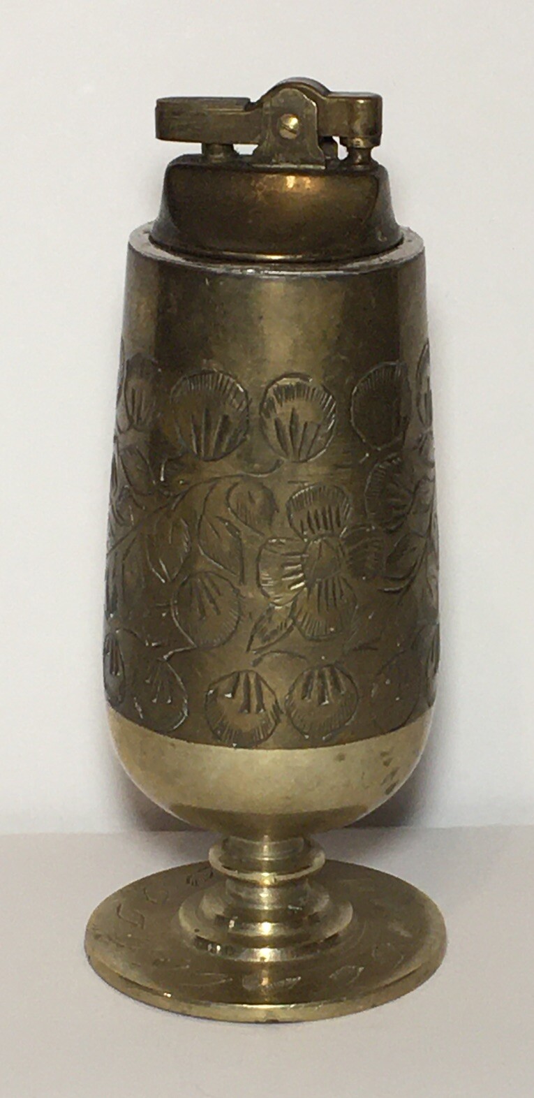 Etched Flowers And Leaves - Untested (made In India)