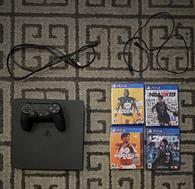Sony PlayStation 4 (500 GB) (PS4 DualShock 4 + Power Cable HDMI + Madden & 2K)