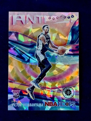 2023 Hoops Premium Stock Anti Gravity Gold Ice Victor Wembanyama 10/10 Rookie RC