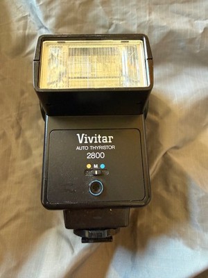 Vivitar 2800 Auto Thyristor Flash Unit Model Vintage Camera
