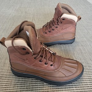 Nike Woodside Boots | eBay display picture 2