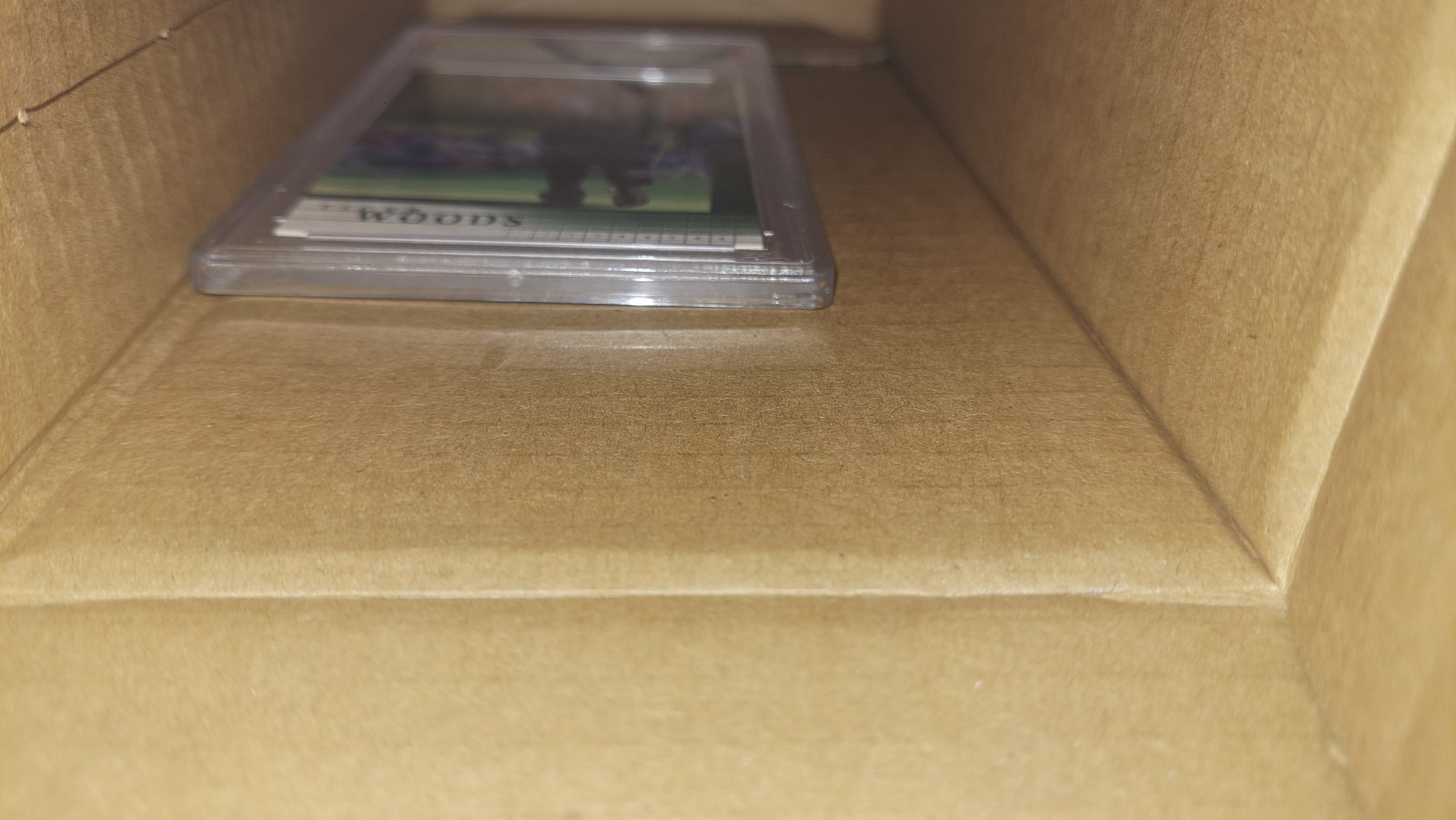 2001 Upper Deck Golf #1 Tiger Woods (RC) – PSA 7 NM view 3