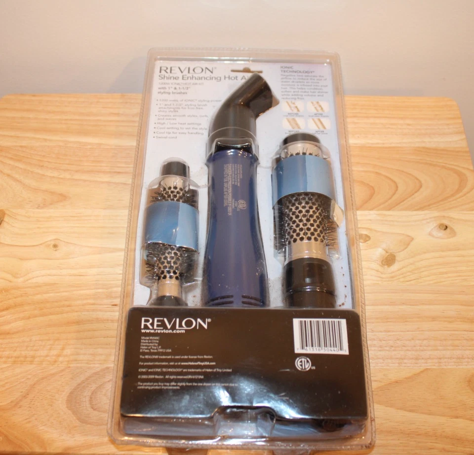 Kit Aire Caliente Revlon IONIC 1200W Estilo Mejorador Brillo Seca Foto 4 de 4