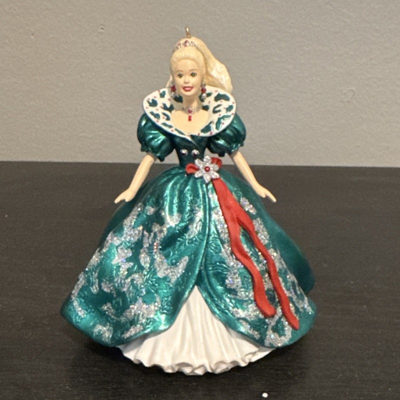 Hallmark Keepsake Holiday Barbie Christmas Ornament 1995 Limited Edition