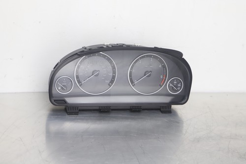 BMW 5 F10 F11 520D Tacho Kombiinstrument 9265181 IN Meilen