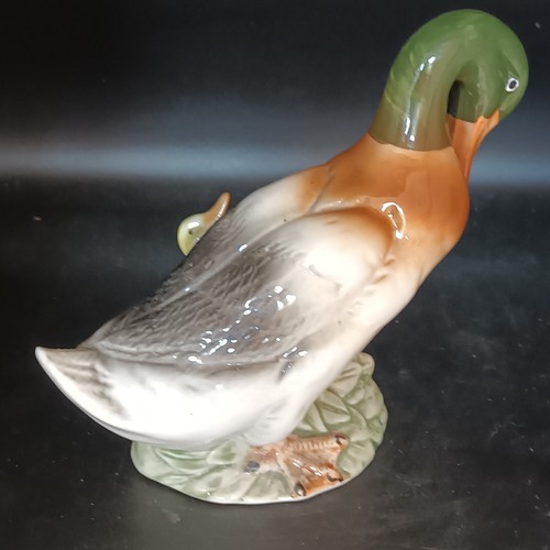 Ceramic Figurine Of Duck And Chicks 5.5in Tall - Picture 4 of 8