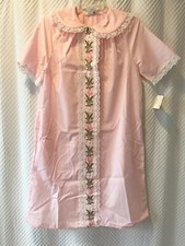 Smart Time Housecoat Robe Vintage Womens sz 10 Medium Large Snap Front NWT
