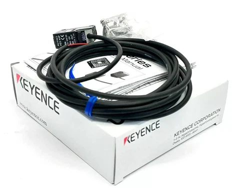 1PC Keyence PZ2-42D Photoelectric Sensor PZ242D New - Picture 1 of 2