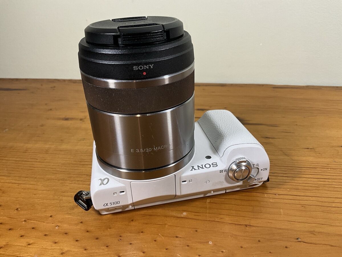 Sony alpha a5100 Mirrorless Digital Camera white + Sony E Sony alpha a5100 Mirrorless Digital Camera white + Sony E
